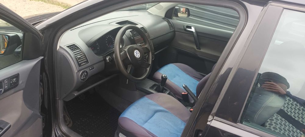 Autoturism auto wolvaghen pollo