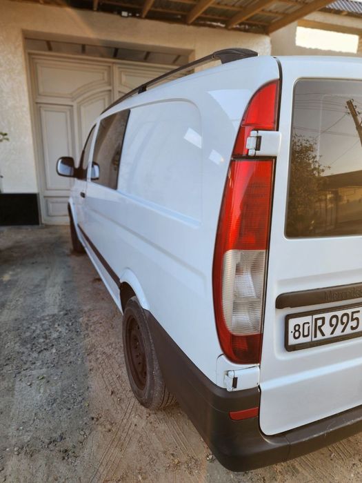 Mercedes Benz Vito