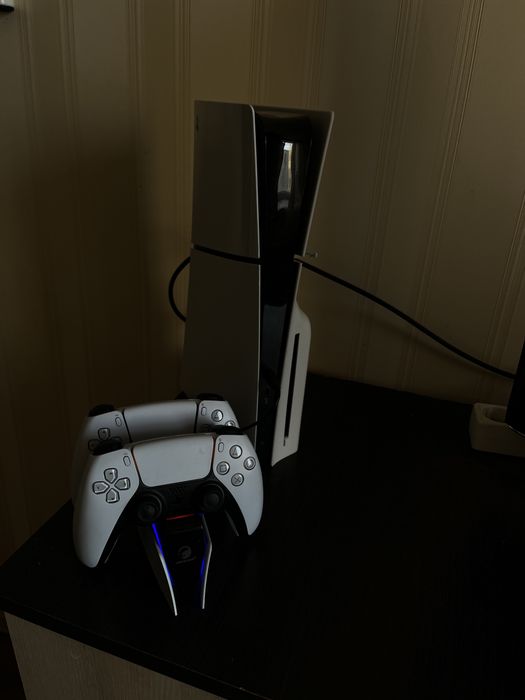 Play station 5slim