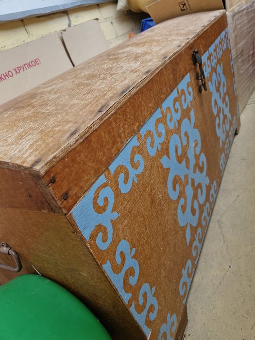 Сандық қазақша бағасы келісіледі