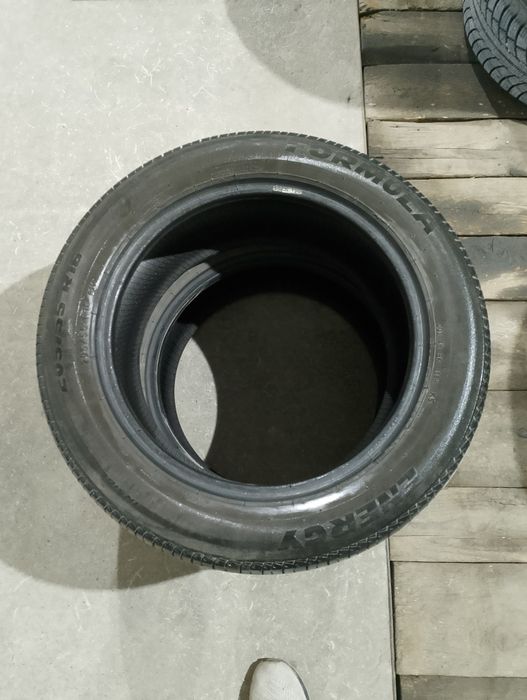 Продам резину два колеса