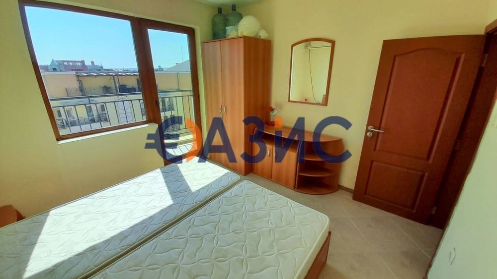 Продава се Тристаен апартамент в к.к. Слънчев бряг - 90 кв.м за 800 €/кв.м - Снимка #5