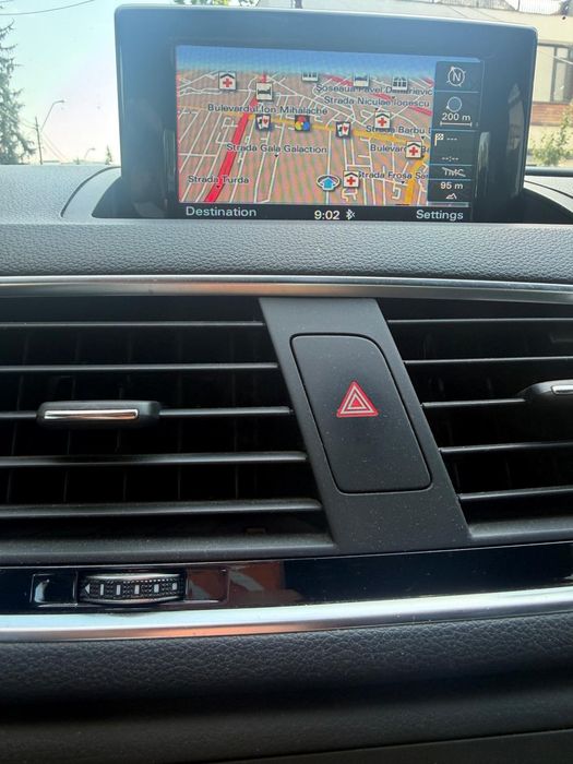 Vând Audi Q3 2016 Matrix