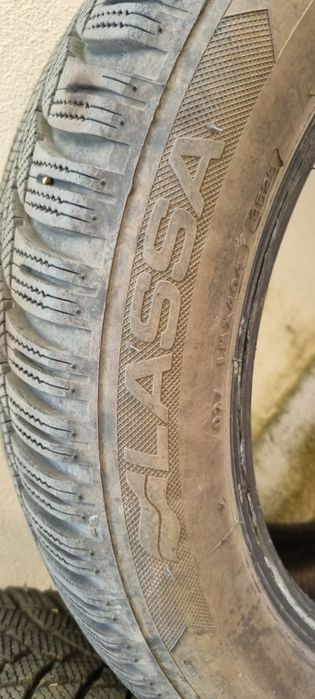 LASSA SNOWAYS 4  215 55 17