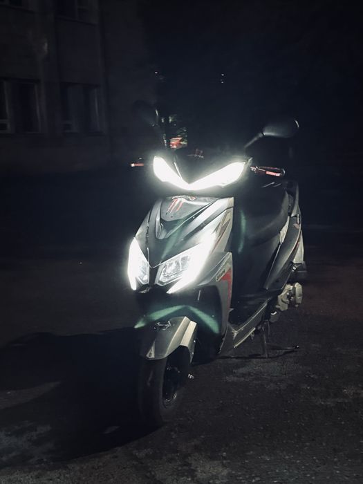 Продам мопед  м10 пробег 2000