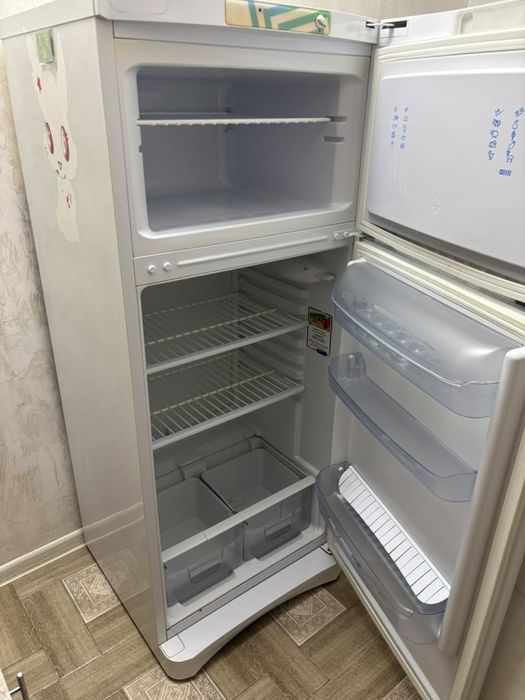 Продается холодильник