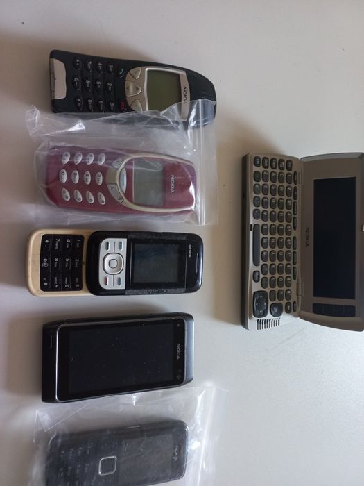 Lot nokia telefoane de colectie impecabile