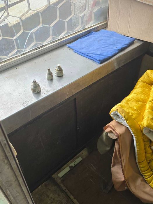 Павилион , Бутка. магазин! 2,60м. на 2,80м. :  0,60 см -навес