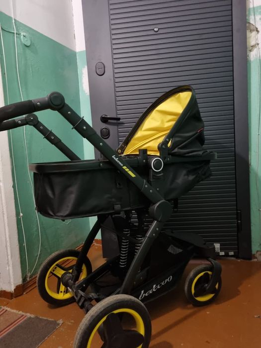 Коляска универсальная 3 в 1