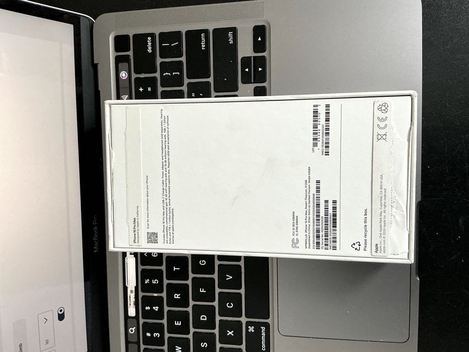 Apple IPhone 16 PRO Max  512 gb, liber retea, full box