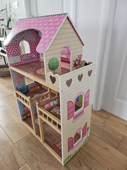 Vand casuta de papusi