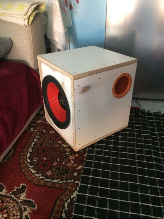 Subwoofer auto de 12 inch Iasi • OLX.ro