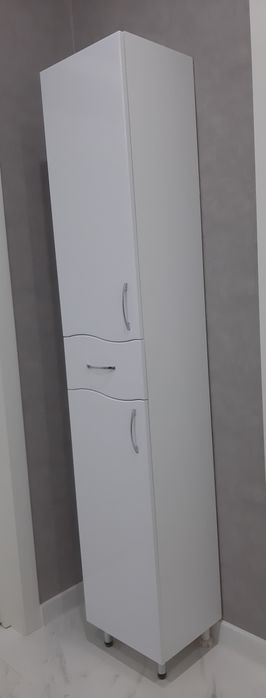 Шкаф для ванной 190×36×31.