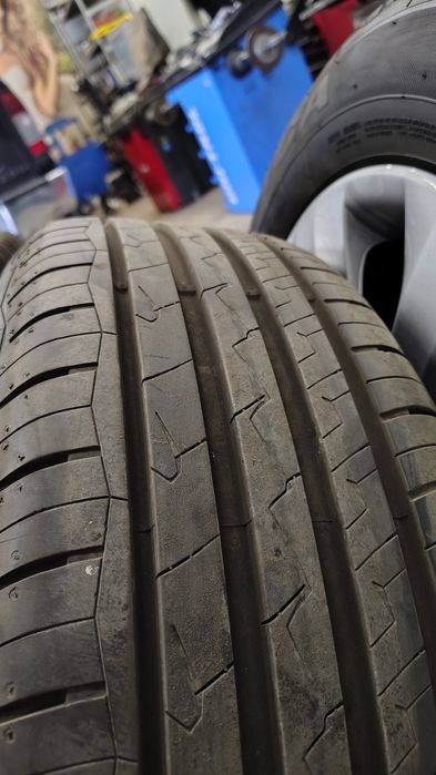 Гуми 215/60/17 Debica