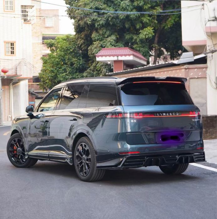 Lynk&co 900 body kit obves