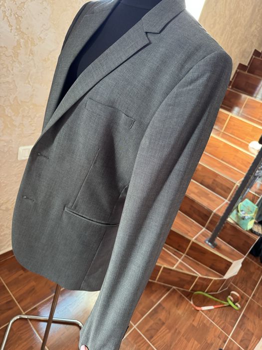 Vand costum Gri H&M purtat o singura data