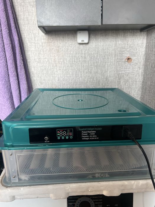 Продам инкубатор