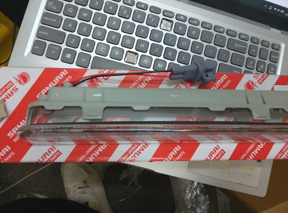 Stop oblon Toyota hi-lux hilux lampa stop hilux piese caroserie hilux