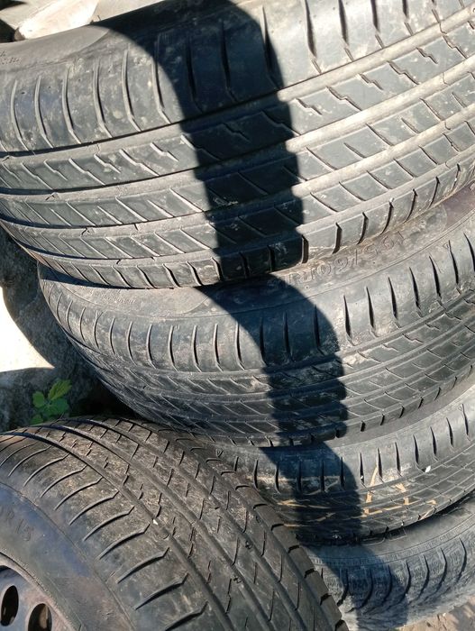 Джанти с летни гуми Дот 2025 размер 195 60 15