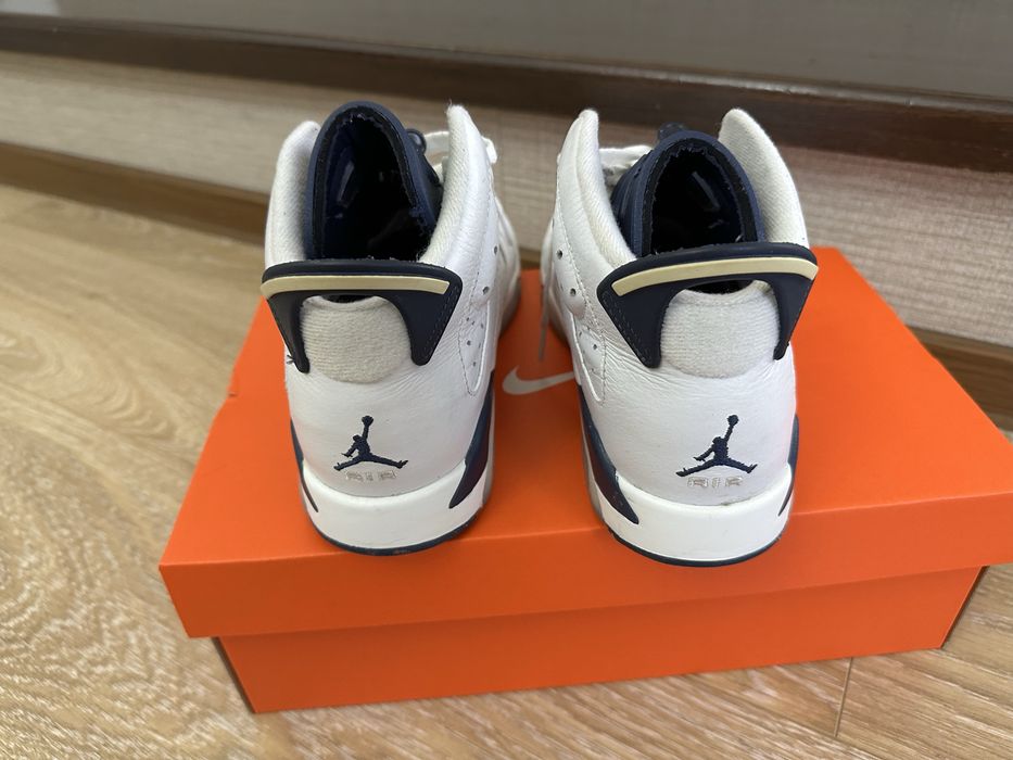 Sneakers Nike Air Jordan 6 – mărimea 38