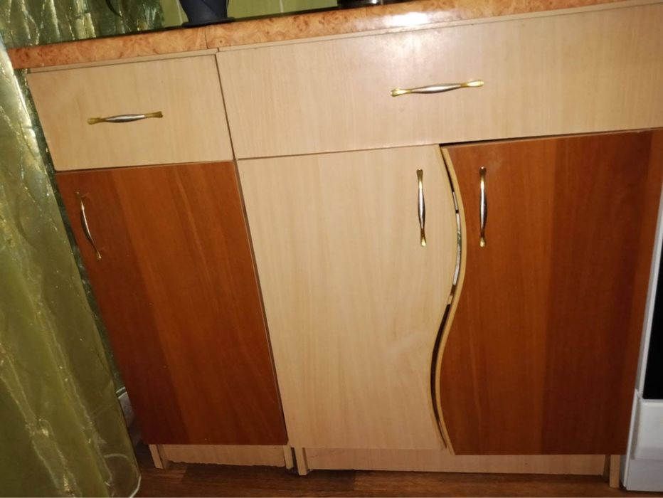 Продам кухонный гарнитур