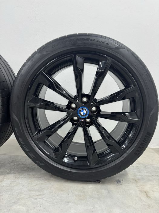 Jante Bmw X3 X4 R20 G01 G02 Originale 699M Negru Pirelli de vara 2023