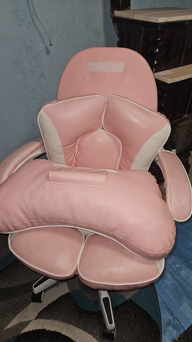 Scaun de gaming Genator