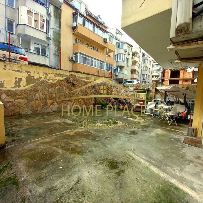 Обзаведен Двустаен Колхозен Пазар