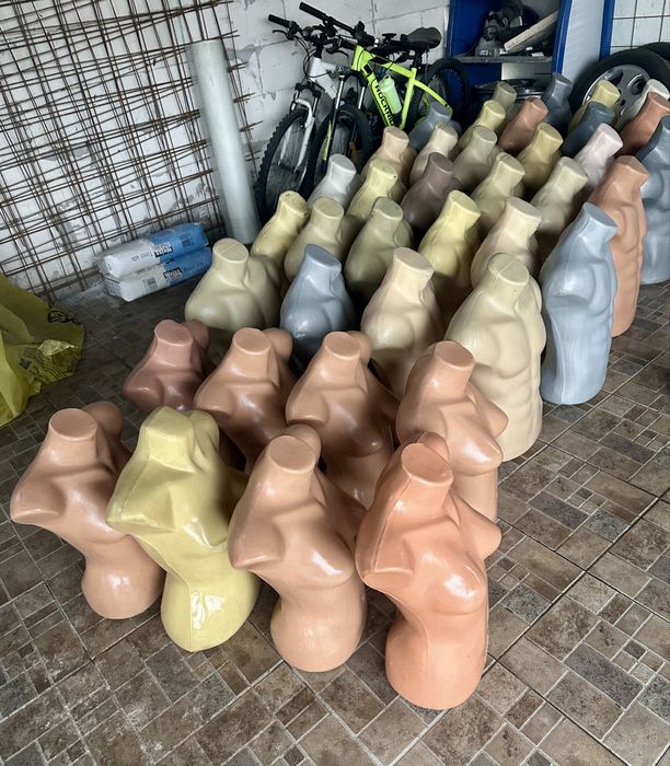 Manechini barbat si dama