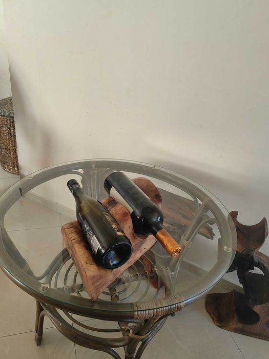 Стойка за бутилки вино