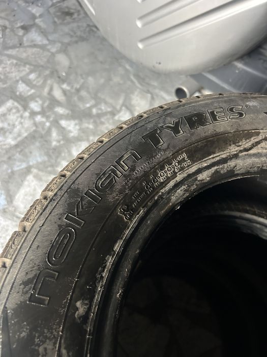 205/60/16 NOKIAN