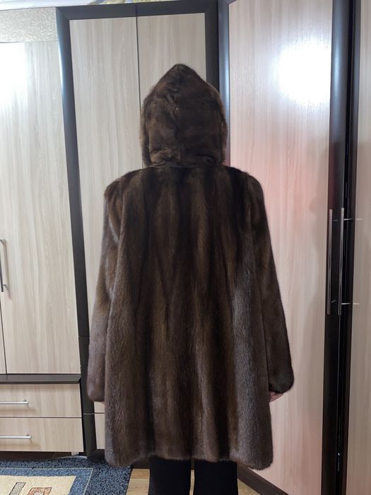 Продам шубу натуральная