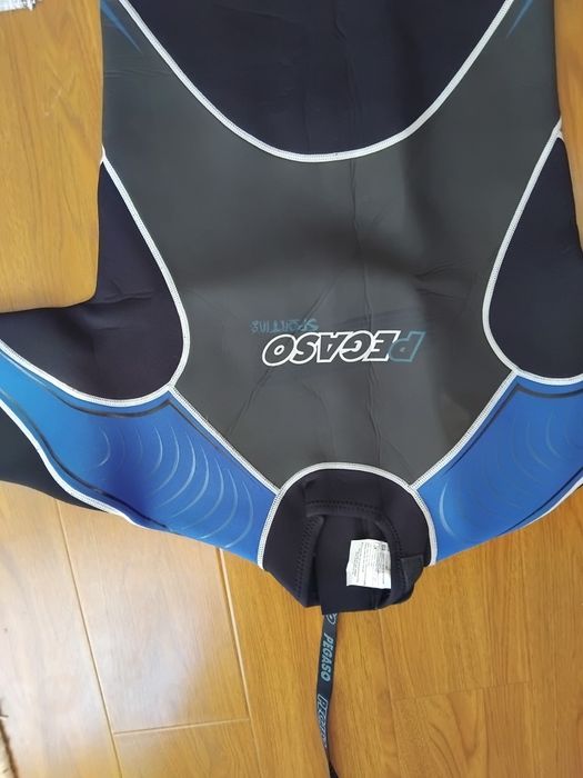 Costum neopren Pegaso