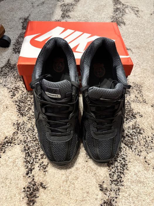 Nike Vomero 5 - marime 43