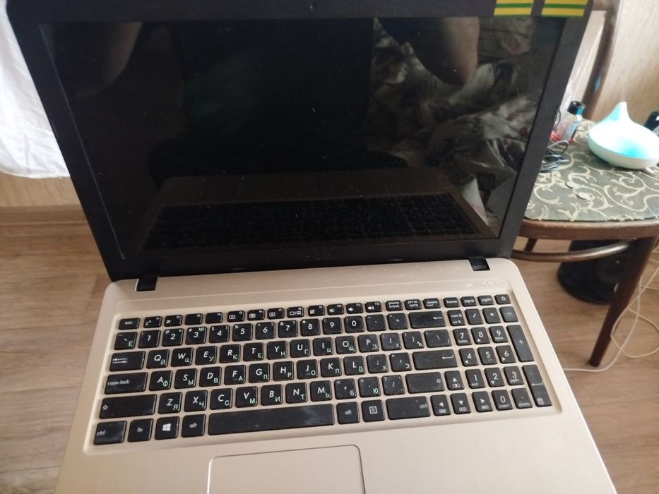 Ноутбук на продаже 45000