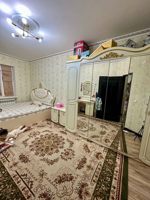 Спальный гарнитур сатылады