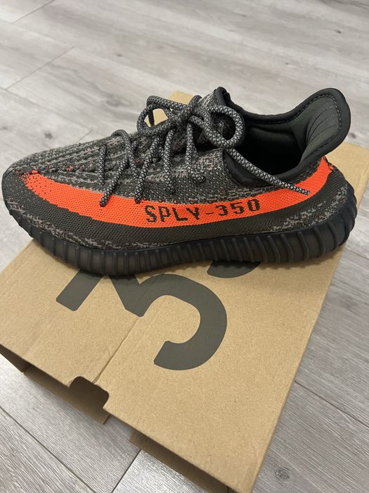 Vand yeezy Carbon Beluga 43 1/3