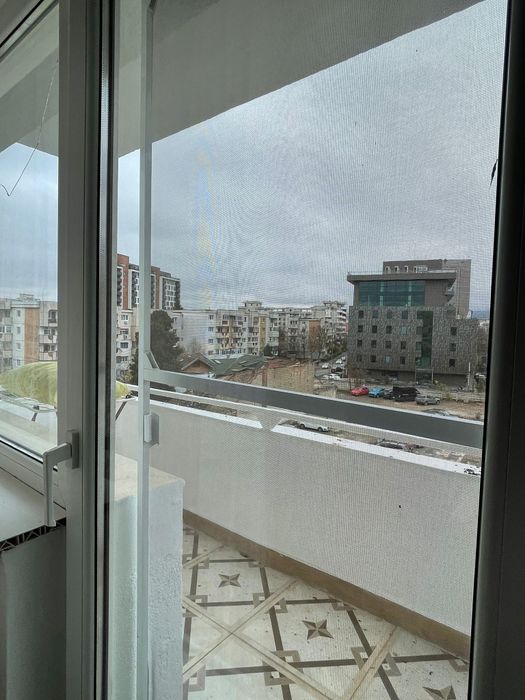Apartament cu 4 camere de inchiriat