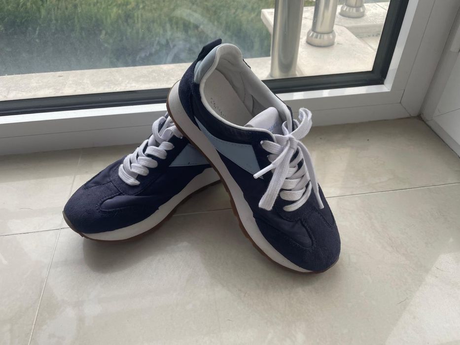 Обувки, маратонки за момиче 35 номер