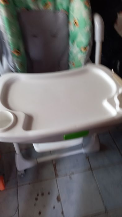 Продам детские стульчики для кормления