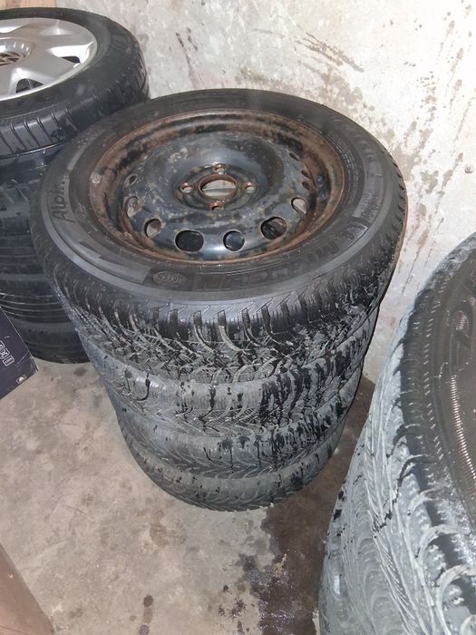 Нови зимни гуми с джанти