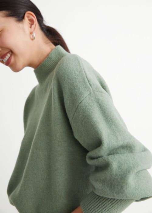 &Other stories оувърсайз пуловер