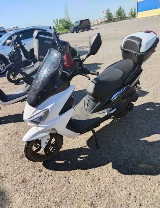 Мопед Макси продам