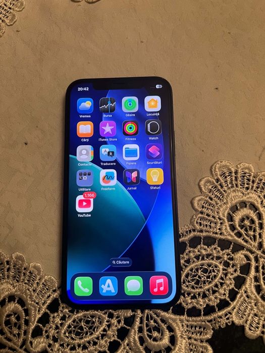 Vând iphone 12 .