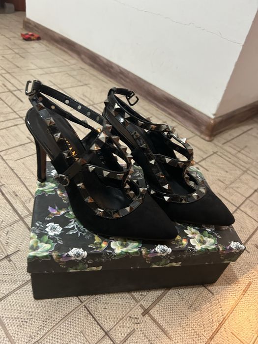 Туфли новые красивые