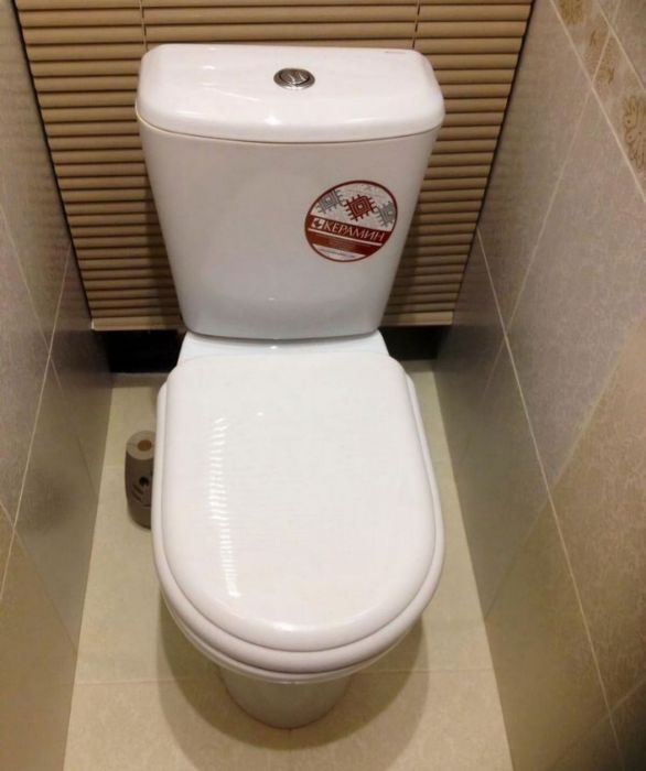 Сантехник установка унитаза