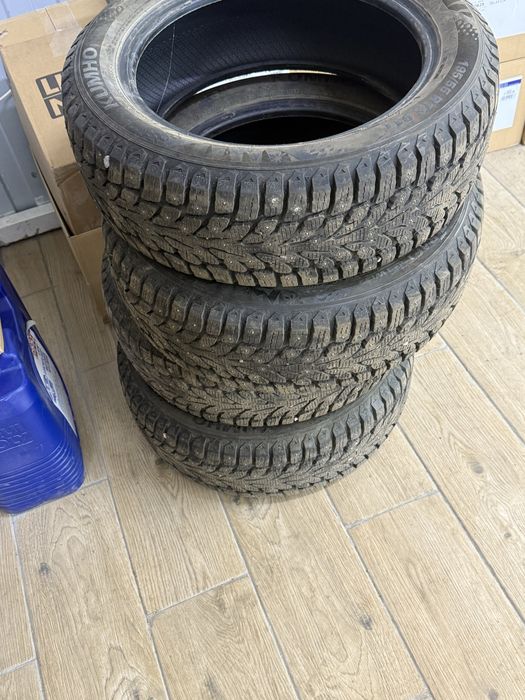 Kumho WinterCraft Ice WI32