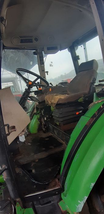 Dezmembram tractor John Deere 5820 — poza 7