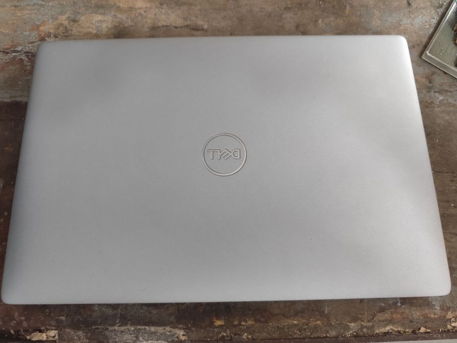 Лаптоп Dell Latitude 5410