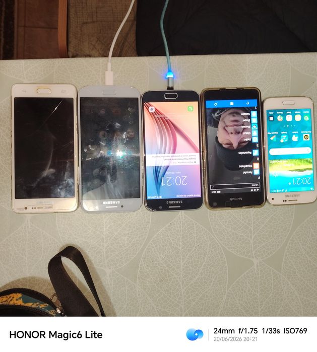 Lot telefoane mobile